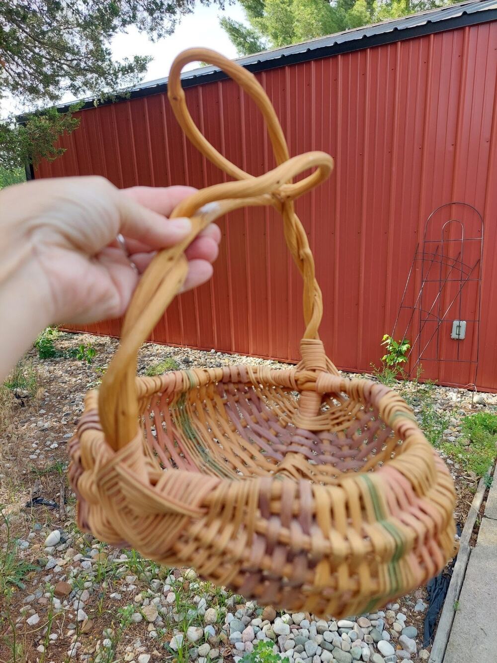 Vtg Buttocks Hand Woven Basket Grapevine Or Willow Handle Multi Color Pastels